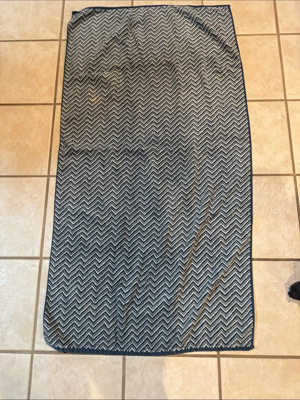 Apt. 9 Bath Towels Gray 2 and Blue 2